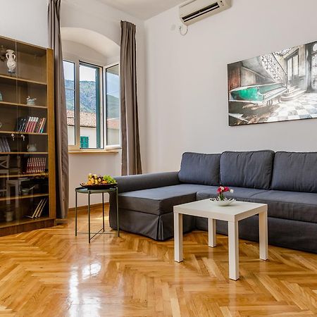 Old Town Clock Tower Apartment Котор Экстерьер фото